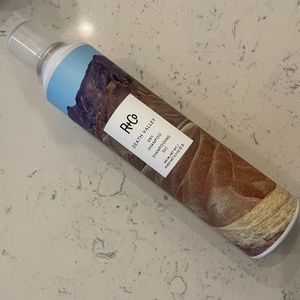 R&Co DEATH VALLEY DRY SHAMPOO